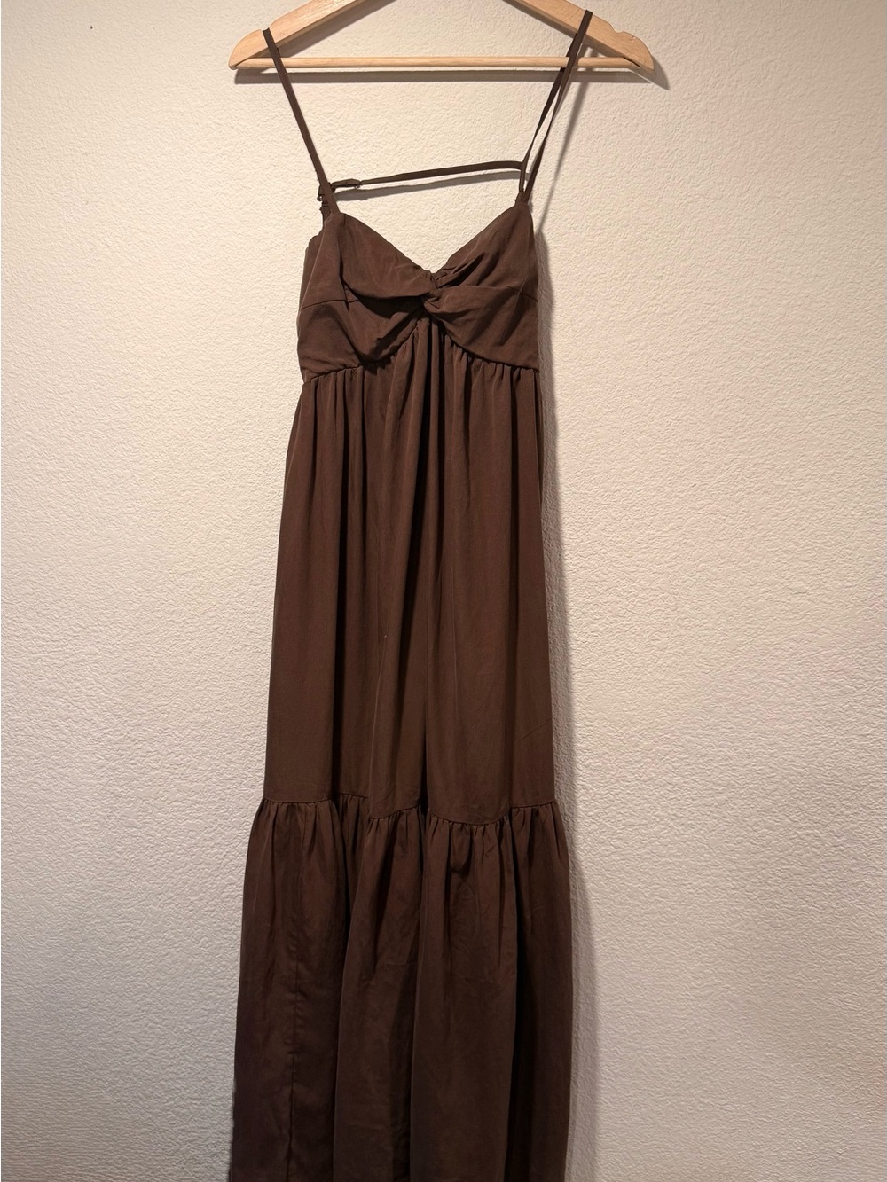 COMMENSE Twist Front Cami Maxi Dress - Picture 2 of 11